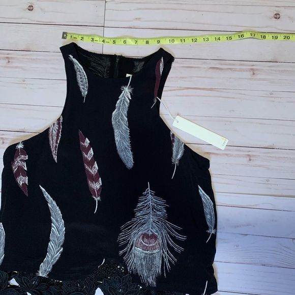 Revolve Line & Dot Navy Blue, Feather Print Tank - Picture 4 of 8